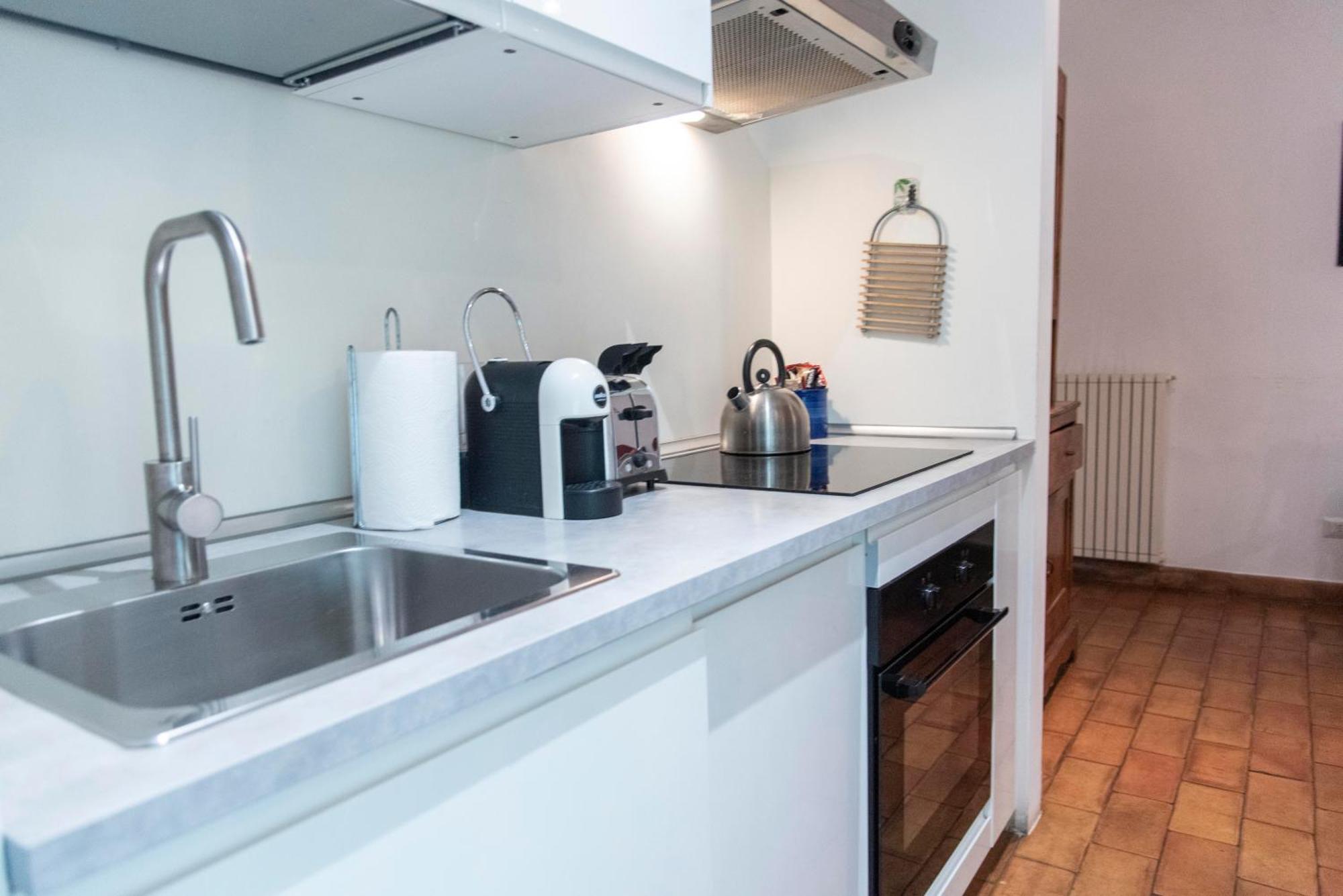 Monti Bespoke Apartment Рим Екстериор снимка